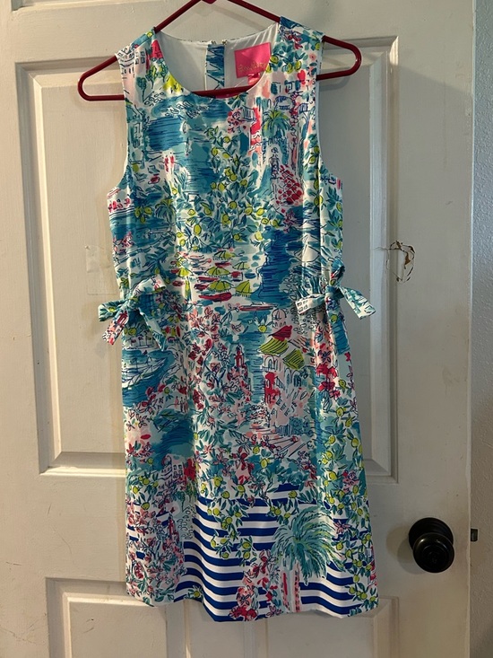 Lilly Pulitzer Dresses & Skirts - Sleeveless Tropical Print Dress in Blue, White & Pink